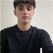 svolgo attualmente il secondo anno di liceo scientifico e ho voti in italiano dall’otto al nove